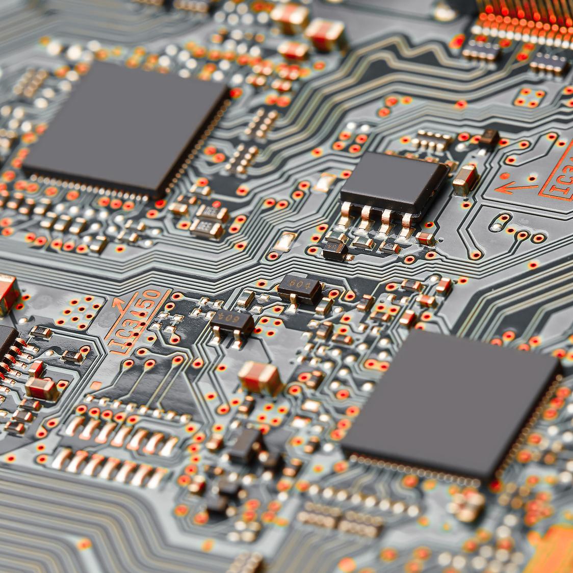 System-Ingenieure / FPGA Entwickler (W/M/D)